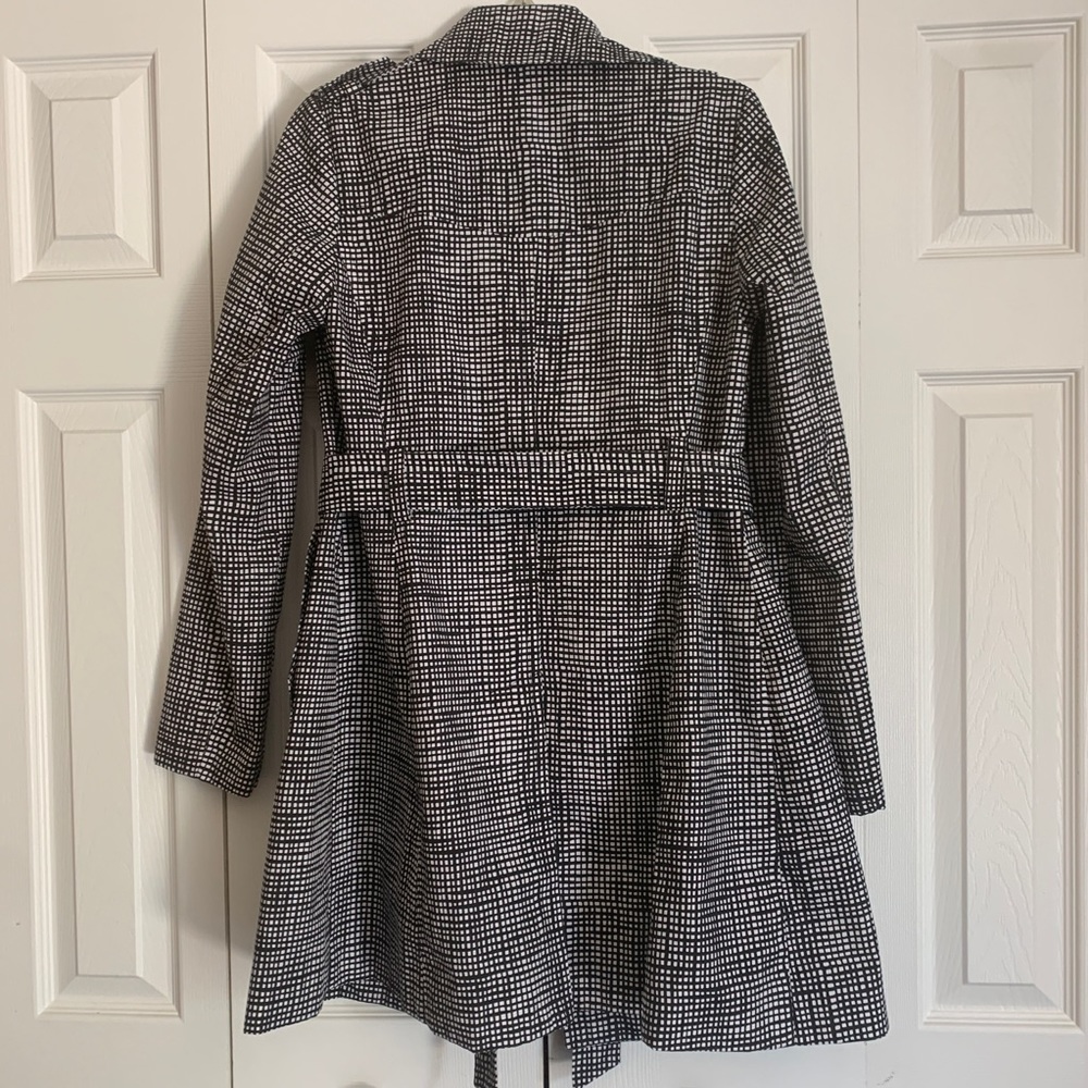 Express Lightweight Jacket - Size Small - image 2